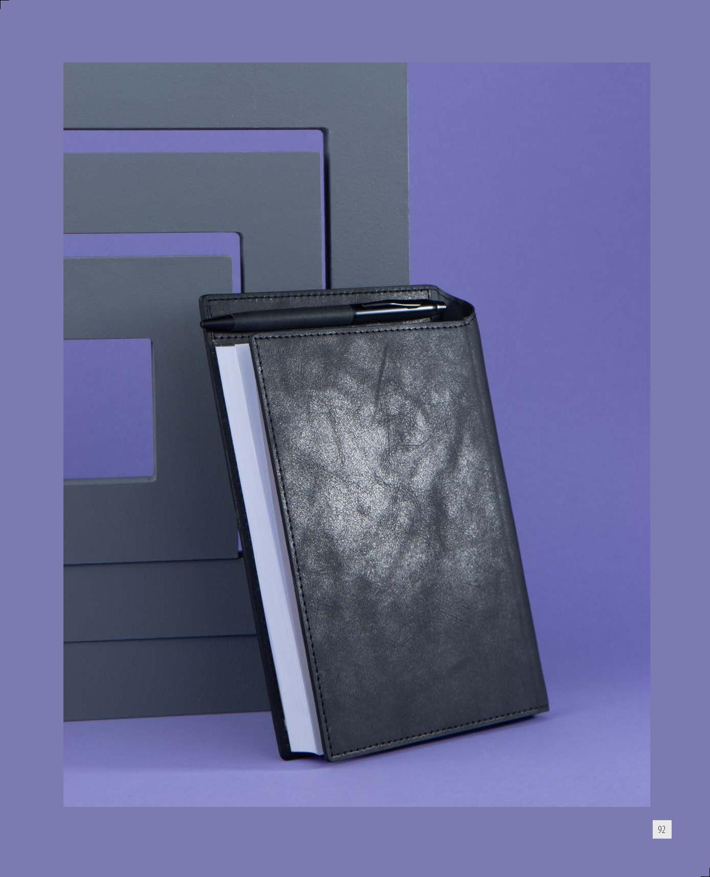 سررسید 1405 با‌خودکار ایران‌زمین کد 50306 - رنگ بندی