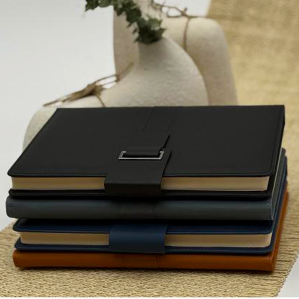 سررسید مگنتی جلد ترمو 1405 آداک - قطع وزیری