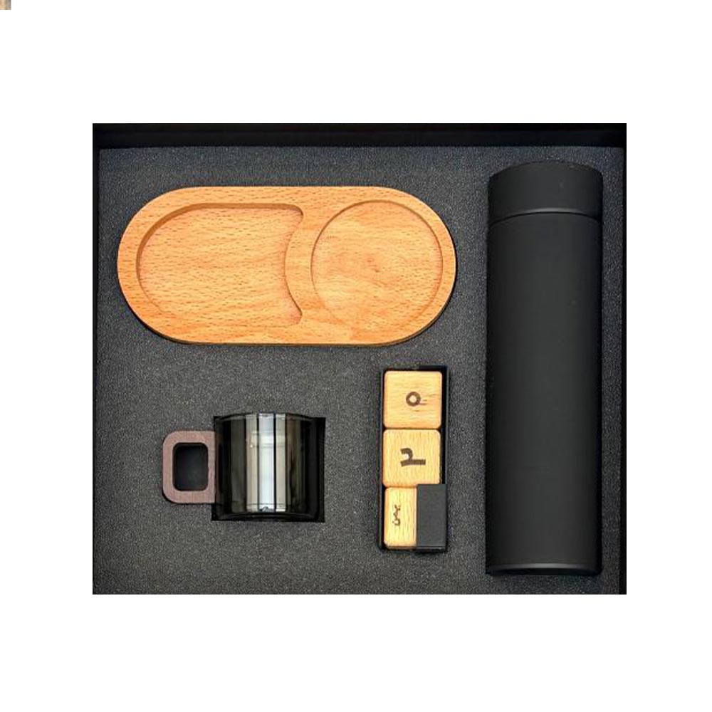 ست هدیه چوبی 1405 آداک کد 016 - حکاکی اسم و لوگو